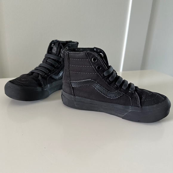 Kids Sk8-Hi Zip Shoe - Picture 4 of 7
